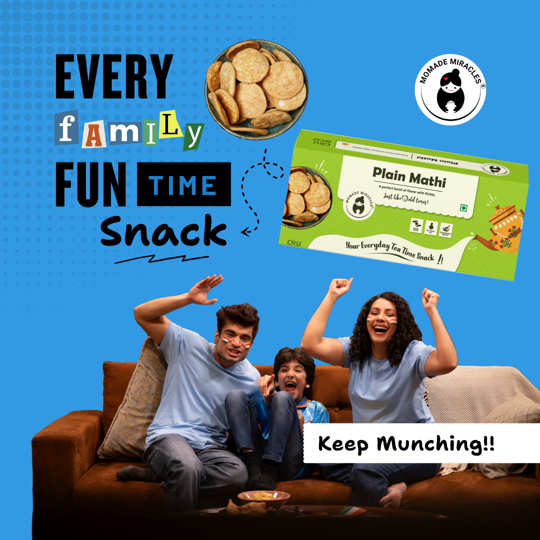 Momade Miracles Plain (Feeki) Mathi with Pickle 330g | Indian Tea Time Snack | Namkeen & Savouries | No Palm Oil | Feeki Mathri with mango pickle | Delightfully Ready to Eat Snacks | Traditional Mathi
